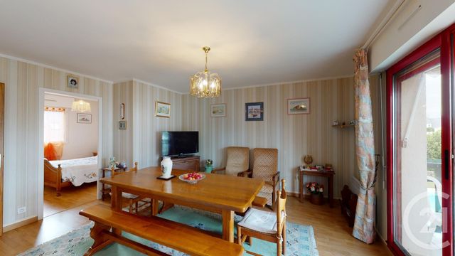 Afficher la photo en grand Appartement F3 à vendre - 3 pièces - 53.98 m2 - LE CROISIC - 44 - PAYS-DE-LOIRE - Century 21 Mdg Immobilier