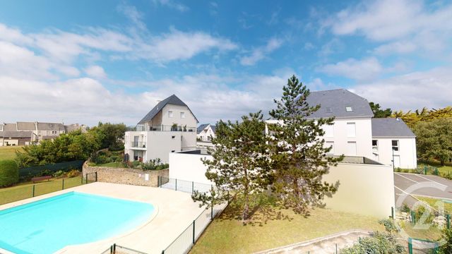Afficher la photo en grand Appartement F3 à vendre - 3 pièces - 53.98 m2 - LE CROISIC - 44 - PAYS-DE-LOIRE - Century 21 Mdg Immobilier