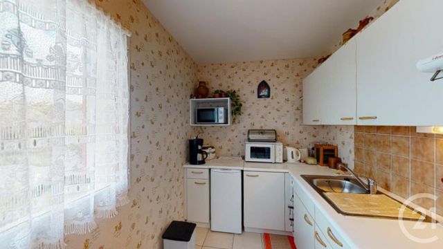 Afficher la photo en grand Appartement F3 à vendre - 3 pièces - 53.98 m2 - LE CROISIC - 44 - PAYS-DE-LOIRE - Century 21 Mdg Immobilier