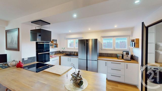 maison à vendre - 7 pièces - 165.48 m2 - BATZ SUR MER - 44 - PAYS-DE-LOIRE - Century 21 Mdg Immobilier