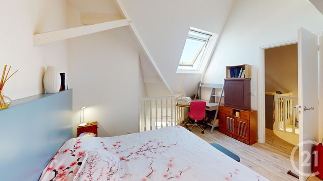 Afficher la photo en grand Appartement Duplex à vendre - 3 pièces - 64.25 m2 - LE CROISIC - 44 - PAYS-DE-LOIRE - Century 21 Mdg Immobilier