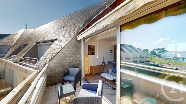 Afficher la photo en grand Appartement Duplex à vendre - 3 pièces - 64.25 m2 - LE CROISIC - 44 - PAYS-DE-LOIRE - Century 21 Mdg Immobilier