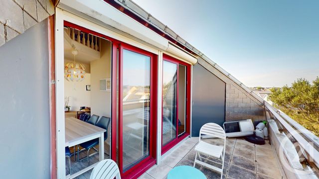 Afficher la photo en grand Appartement Duplex à vendre - 3 pièces - 64.25 m2 - LE CROISIC - 44 - PAYS-DE-LOIRE - Century 21 Mdg Immobilier